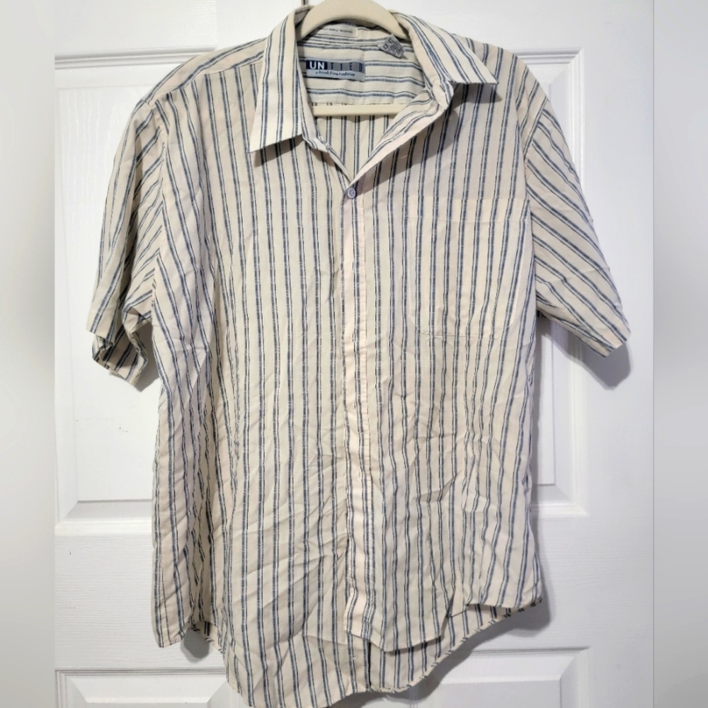 Untied XL striped short sleeve shirt